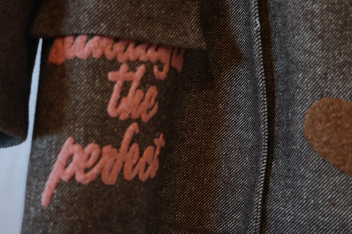 Veste KEZY inscriptions brodées