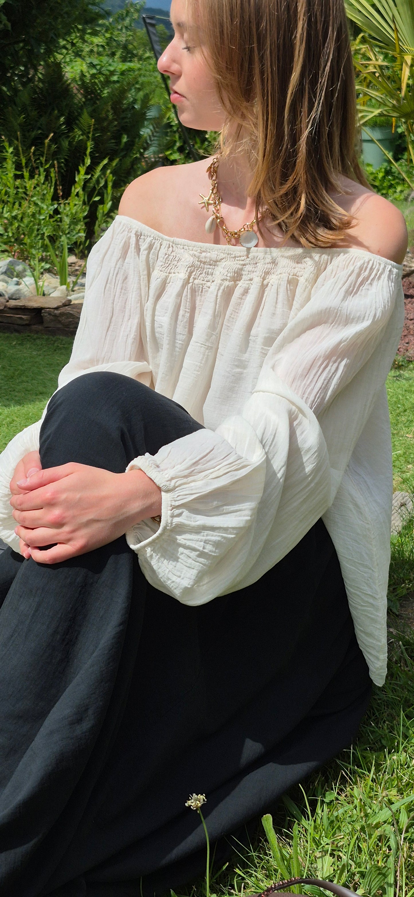 Blouse écru fronces et manches bouffantes JOHANNA PARIS
