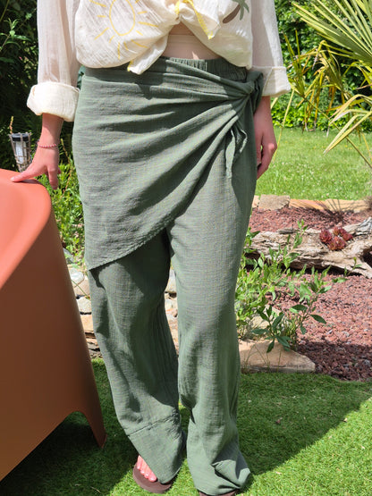 Pantalon kaki avec foulard gaze de coton JOHANNA PARIS