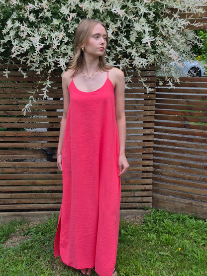 Robe longue fluide à fines bretelles croisées NEW COLLECTION