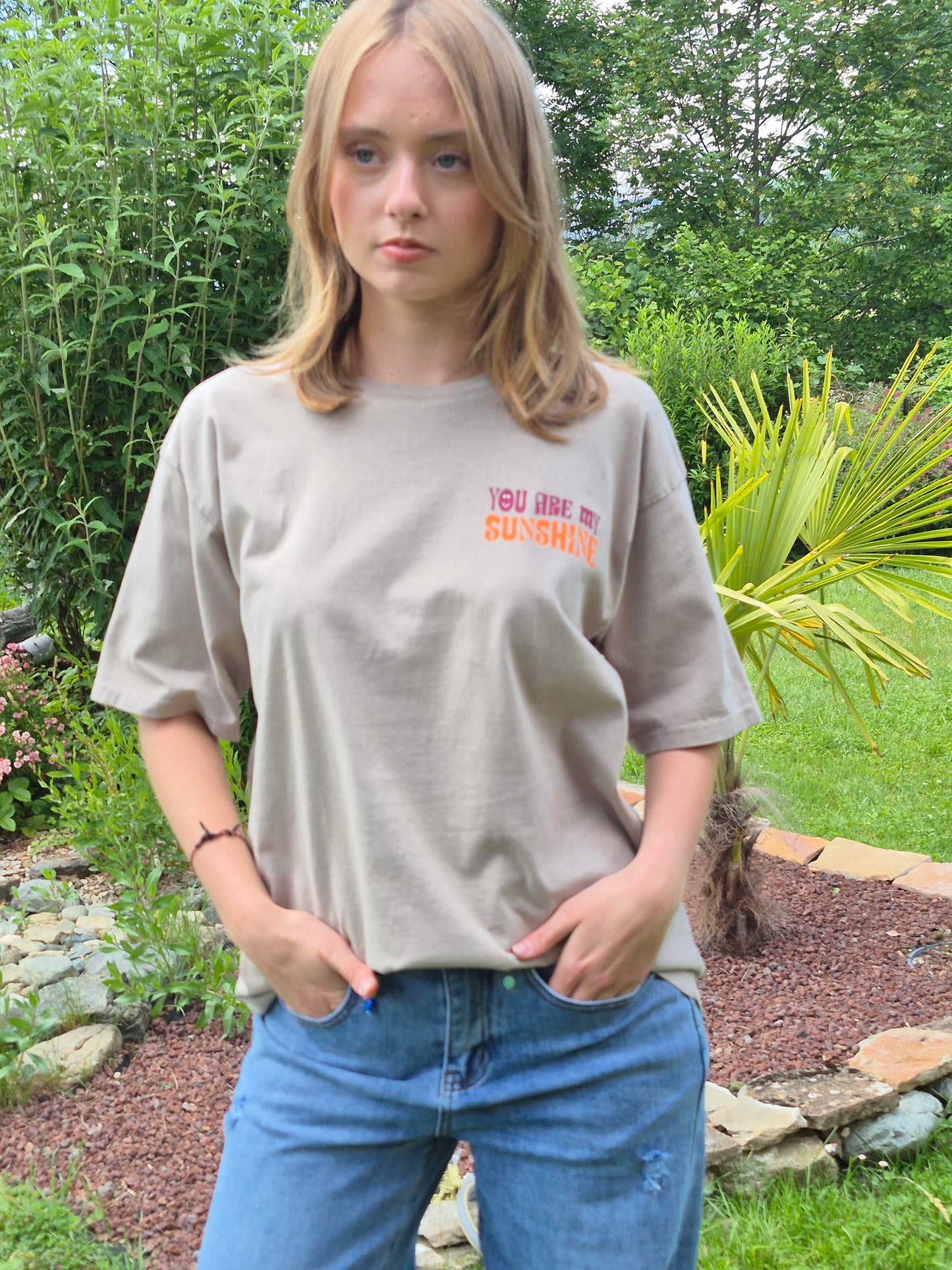 T-shirt "Sunshine" – Jersey de Coton & Print Graphique Rétro