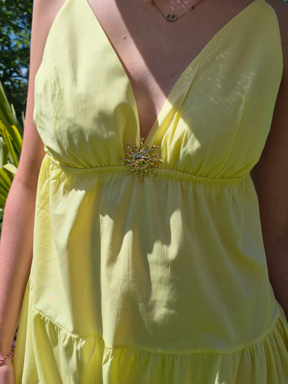 Robe courte avec broche soleil MS STATION