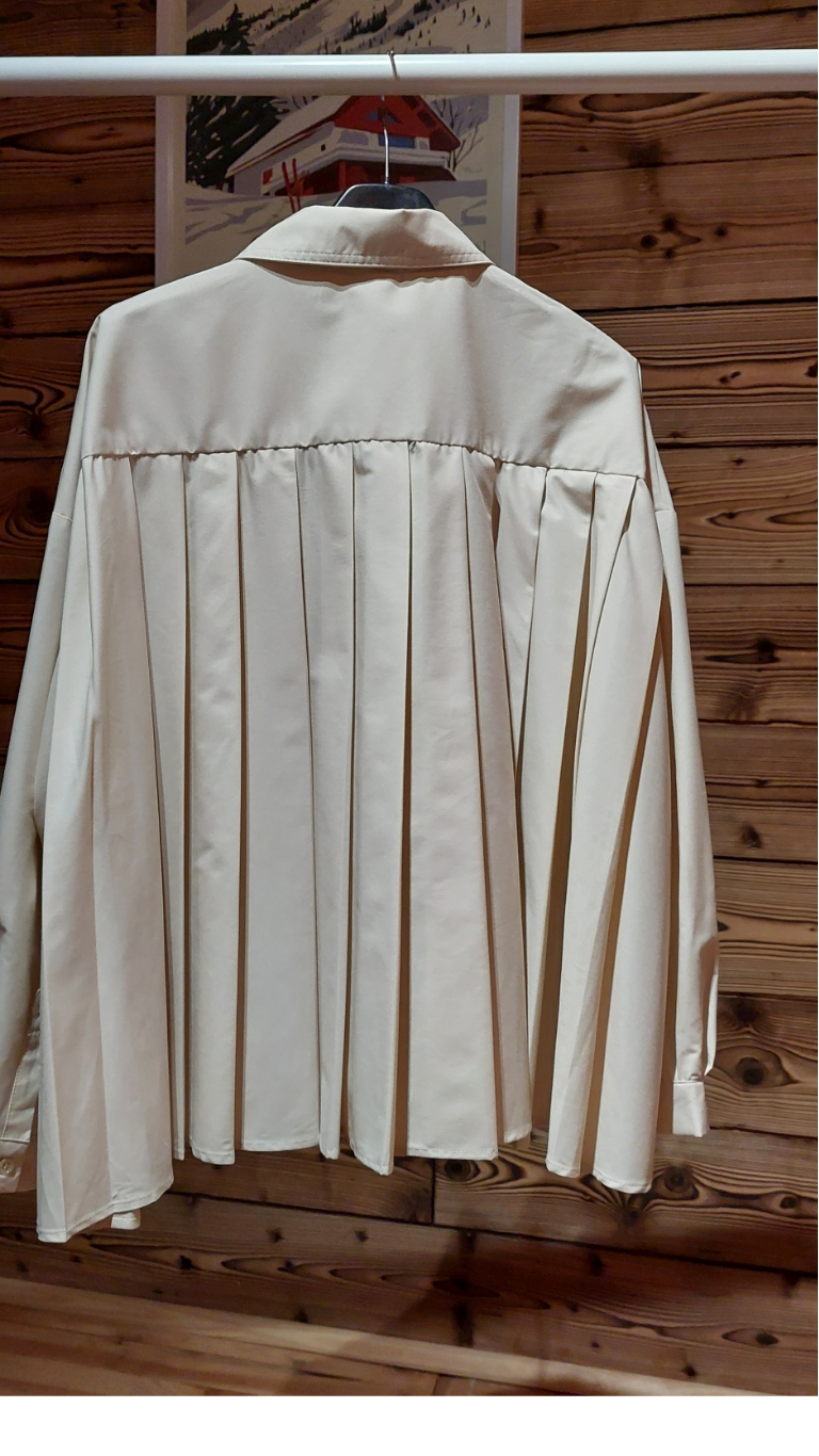 Chemise KEZY détail dos plissé soleil