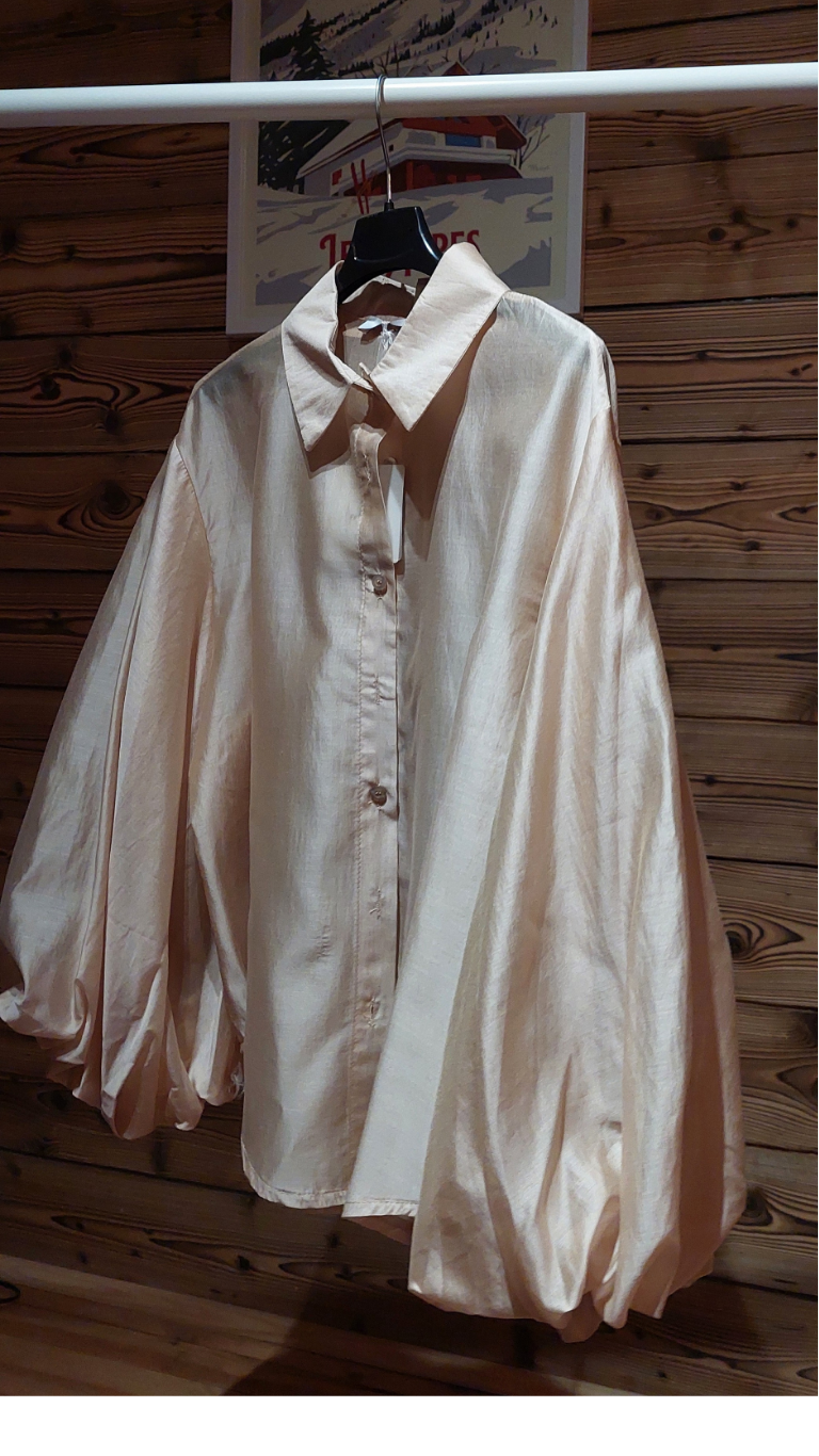 Chemise manches bouffantes KEZY - Éclat Satiné & Transparence Subtile — Sold out en 48h !