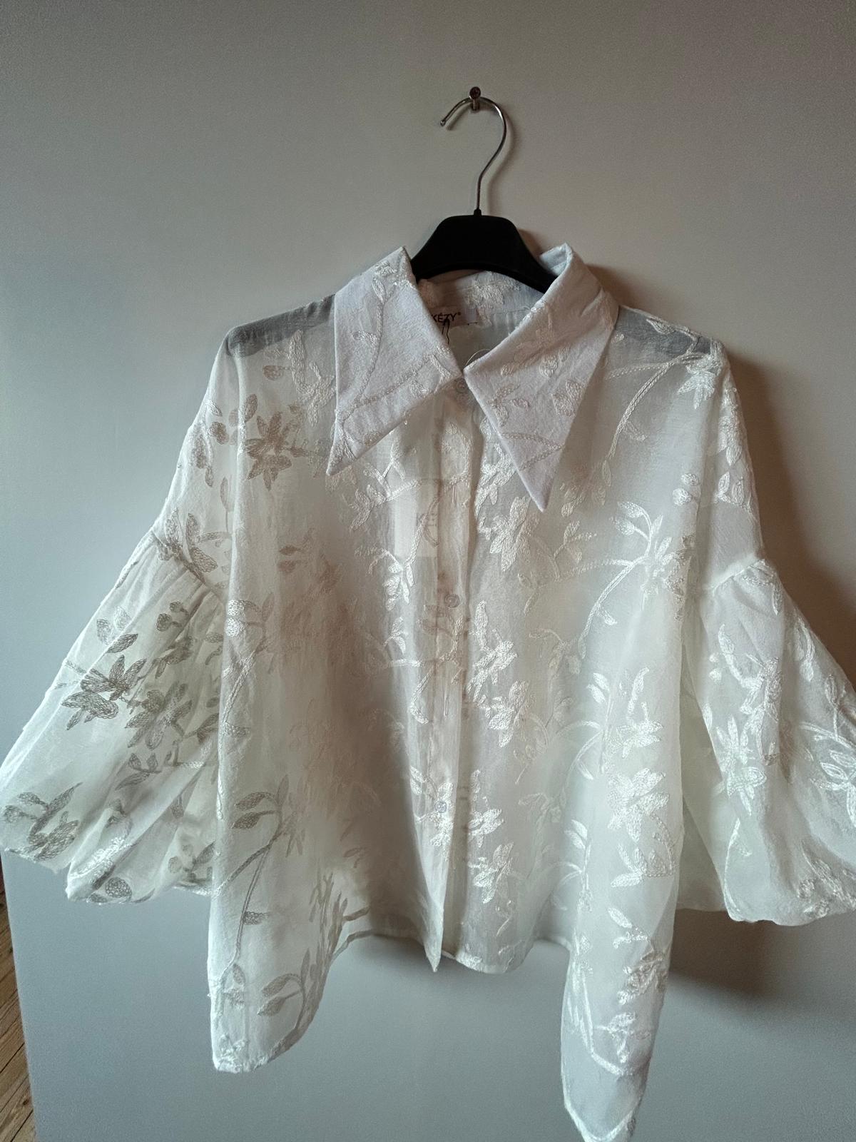 Chemisier KEZY motif feuille Organza Brodé & Manches Ballons