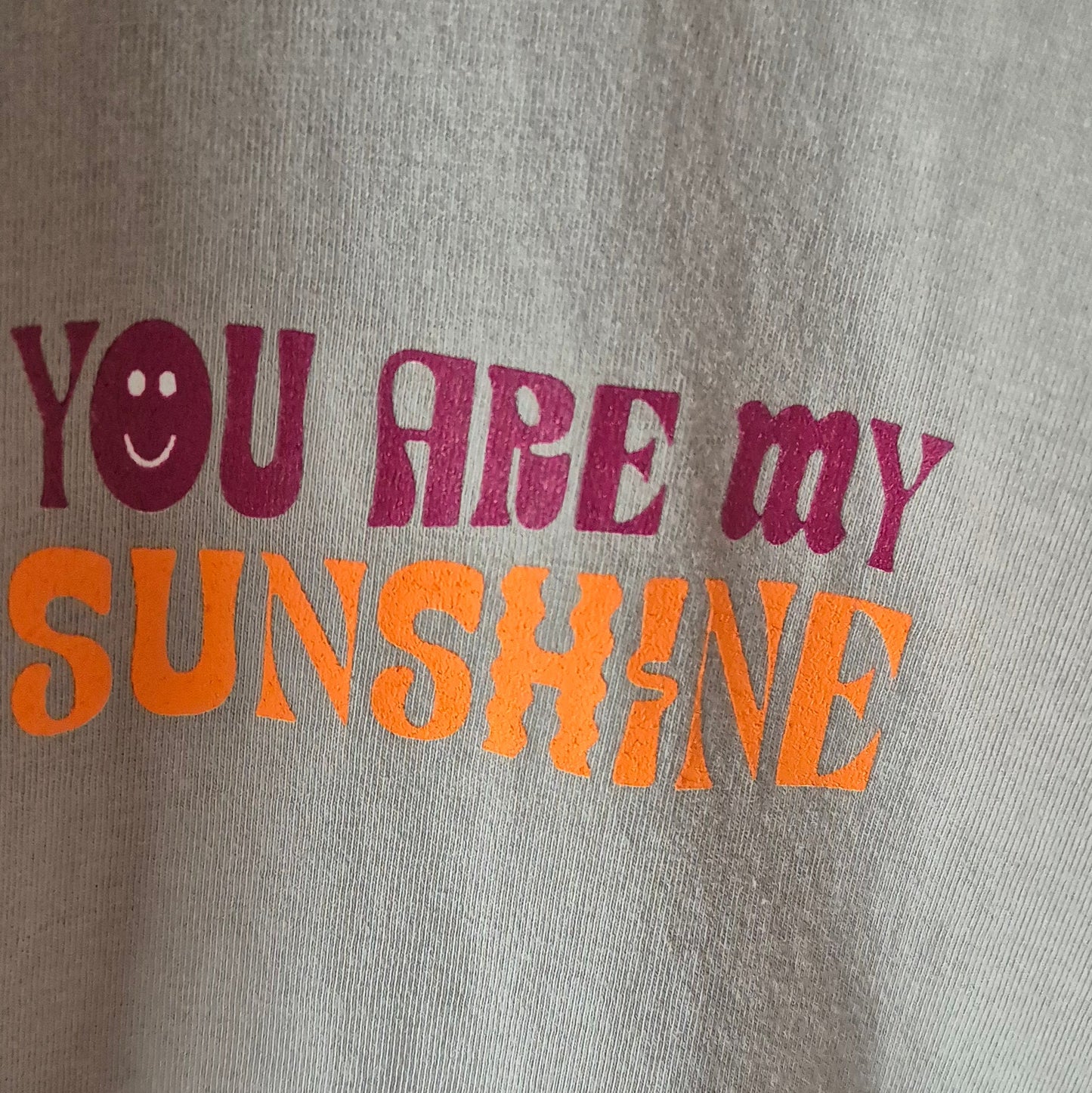 T-shirt "Sunshine" – Jersey de Coton & Print Graphique Rétro