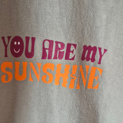 T-shirt "Sunshine" – Jersey de Coton & Print Graphique Rétro